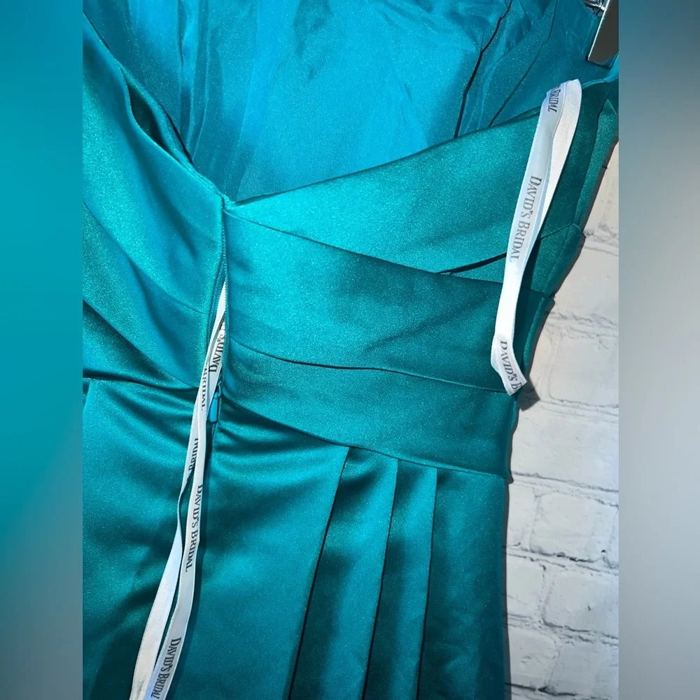 BRAND NWT David’s Bridal Oasis Turquoise Polyester Long Bridal Dress size 2 - Picture 16 of 16